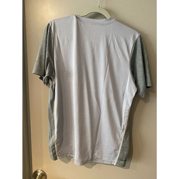 The North Face Gray Athletic Tshirt Size Small NWOT - Picture 2 of 7